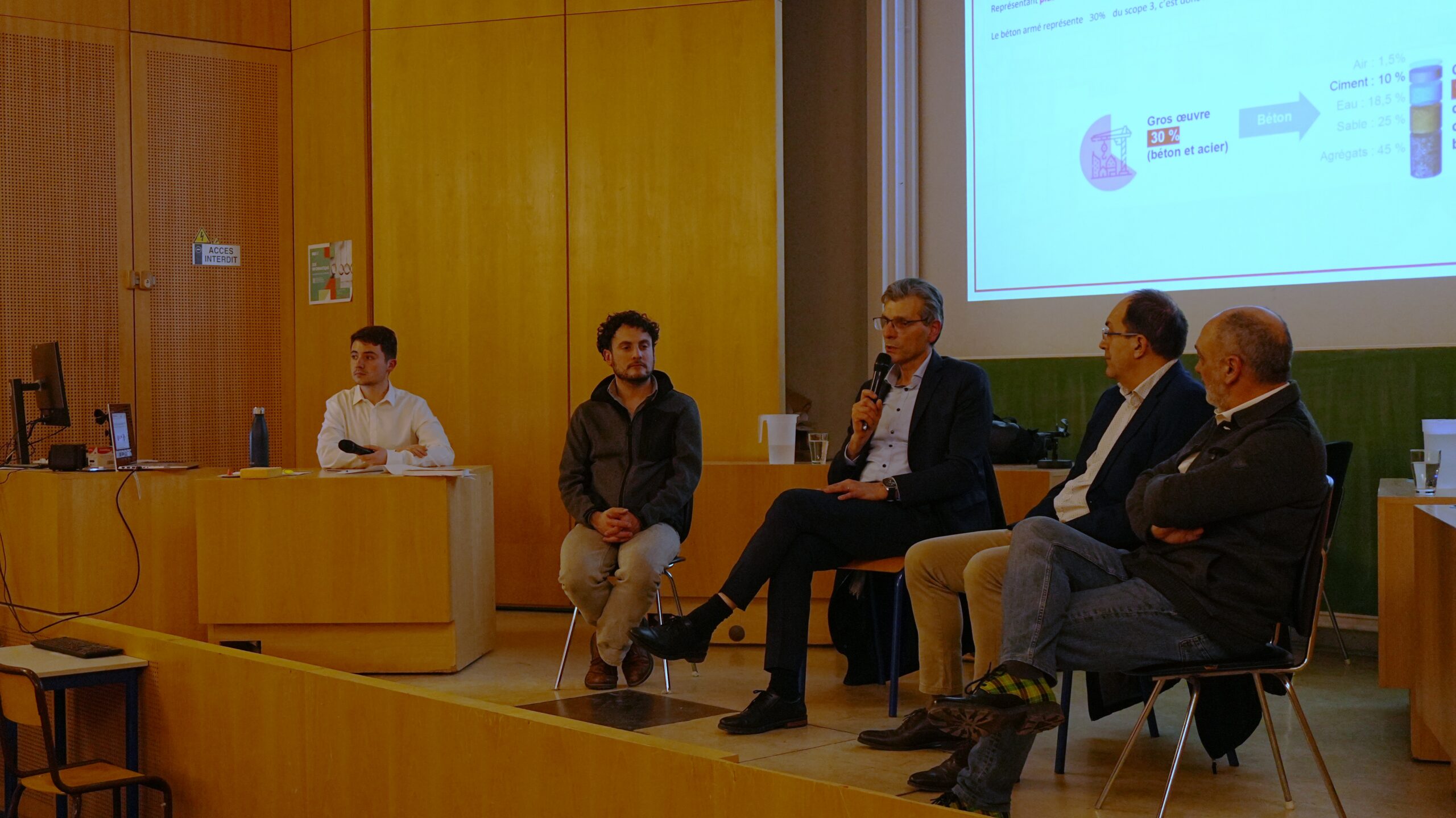 Table Ronde – Comprendre la transition énergétique : regards croisés entre industrie et ingénierie